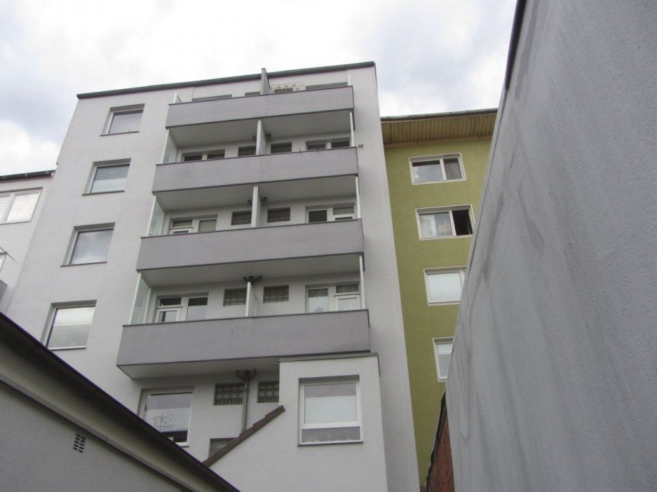 Hinteransicht Mehrfamilienhaus Bremerhaven